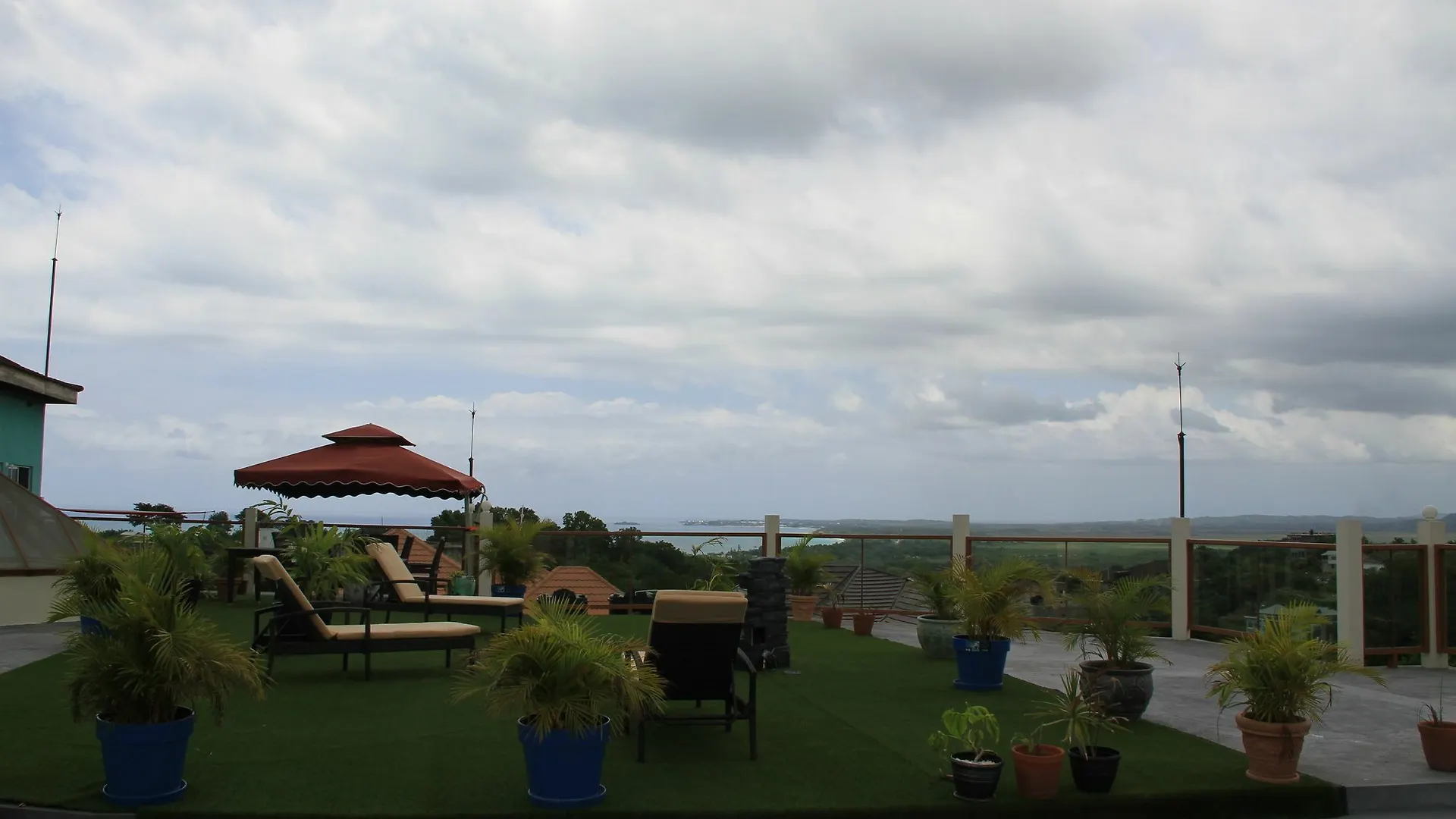 ***  Negril Sky Blue Resorts Ltd 자메이카